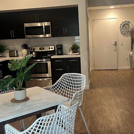 Apartament Exceptional Loft Free Parking And Wifi Los Angeles Zewnętrze zdjęcie