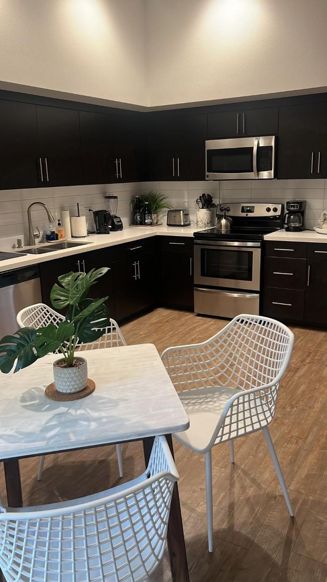 Apartament Exceptional Loft Free Parking And Wifi Los Angeles Zewnętrze zdjęcie