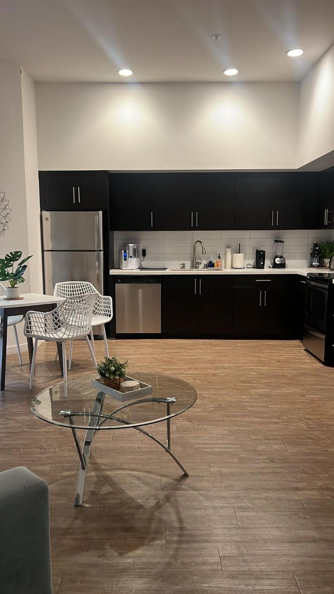 Apartament Exceptional Loft Free Parking And Wifi Los Angeles Zewnętrze zdjęcie