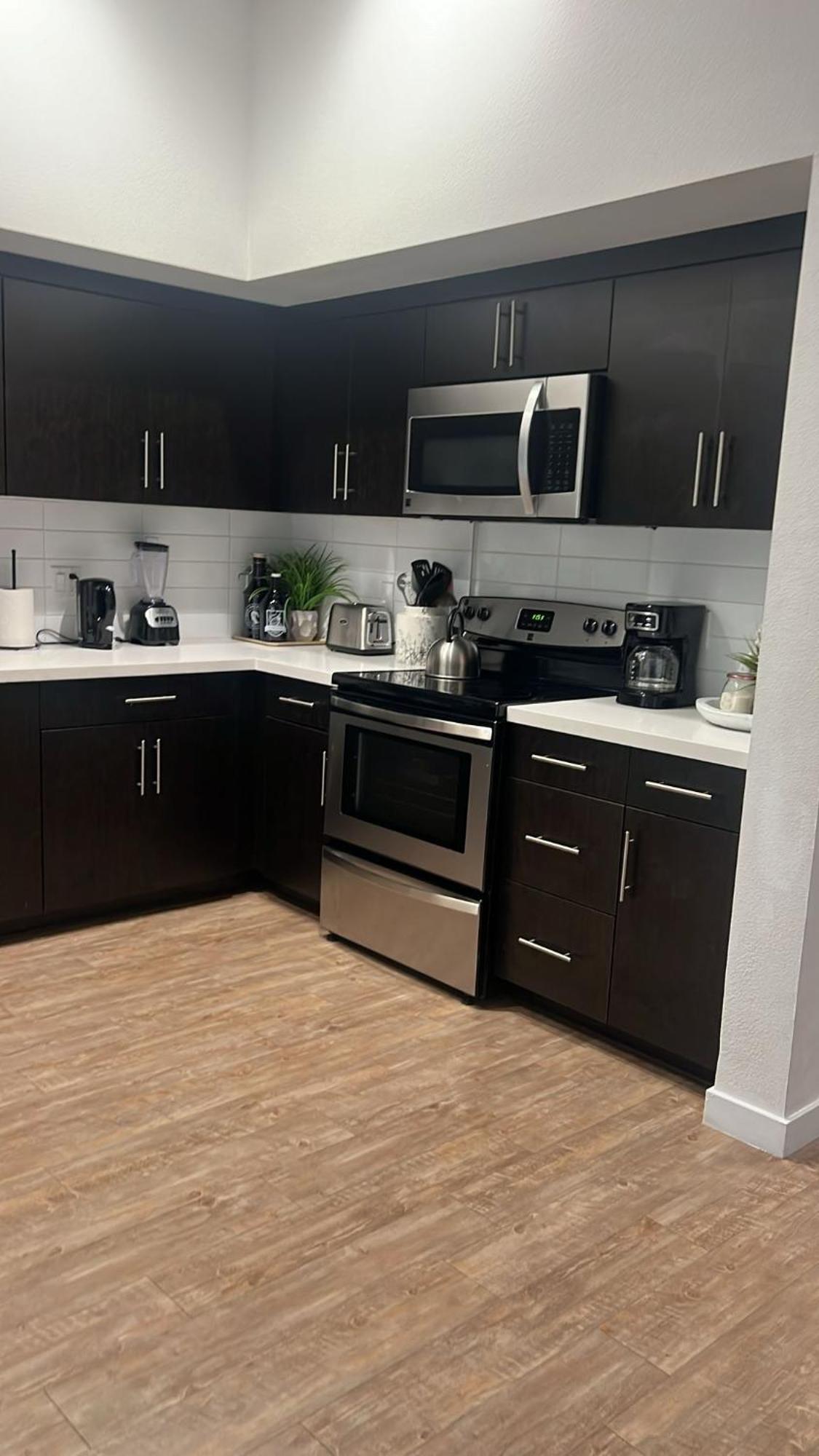 Apartament Exceptional Loft Free Parking And Wifi Los Angeles Zewnętrze zdjęcie
