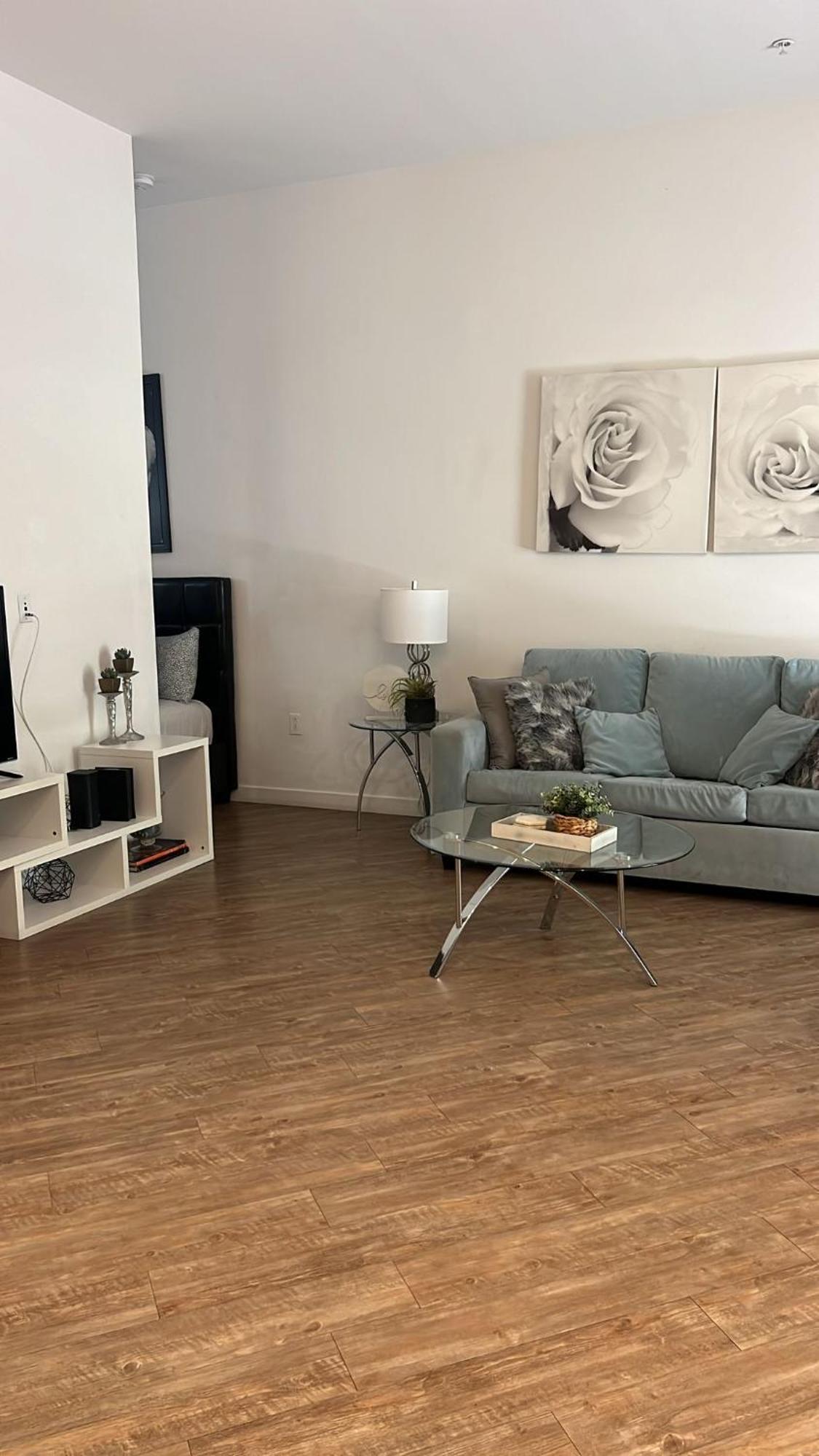 Apartament Exceptional Loft Free Parking And Wifi Los Angeles Zewnętrze zdjęcie
